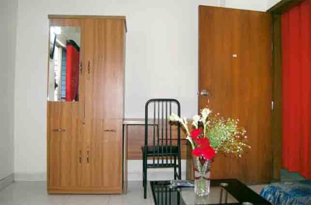 Marry House Hotel Dhaka Buitenkant foto